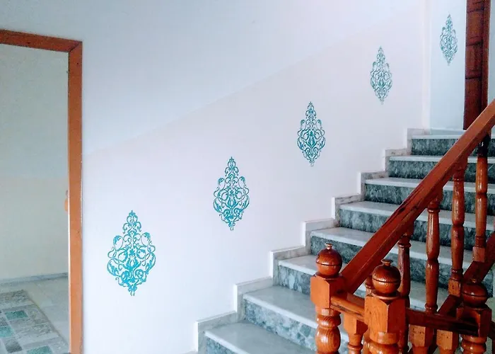 מלון Tas Konak 4*